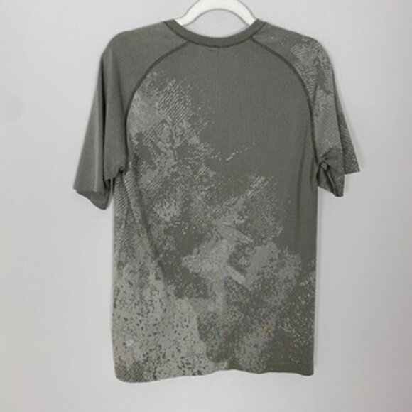 Lululemon Metal Vent Tech 2.0 Men's M Short Sleeves Shirt Active Tie Dye - Picture 5 of 5